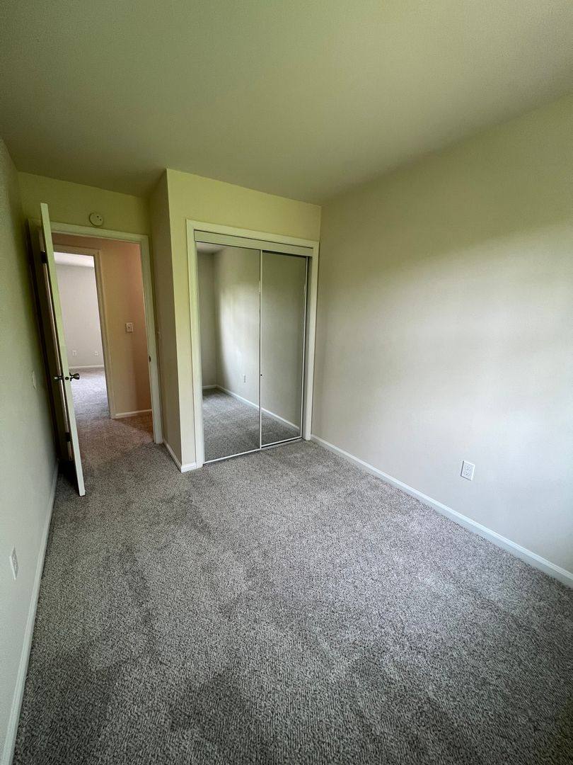 Townhouse for rent at 509 Old Forge Dr, Bath, PA 18014