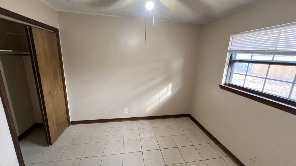 Apartment for rent at 1208 N Nashville Place, Russellville, AR 72802