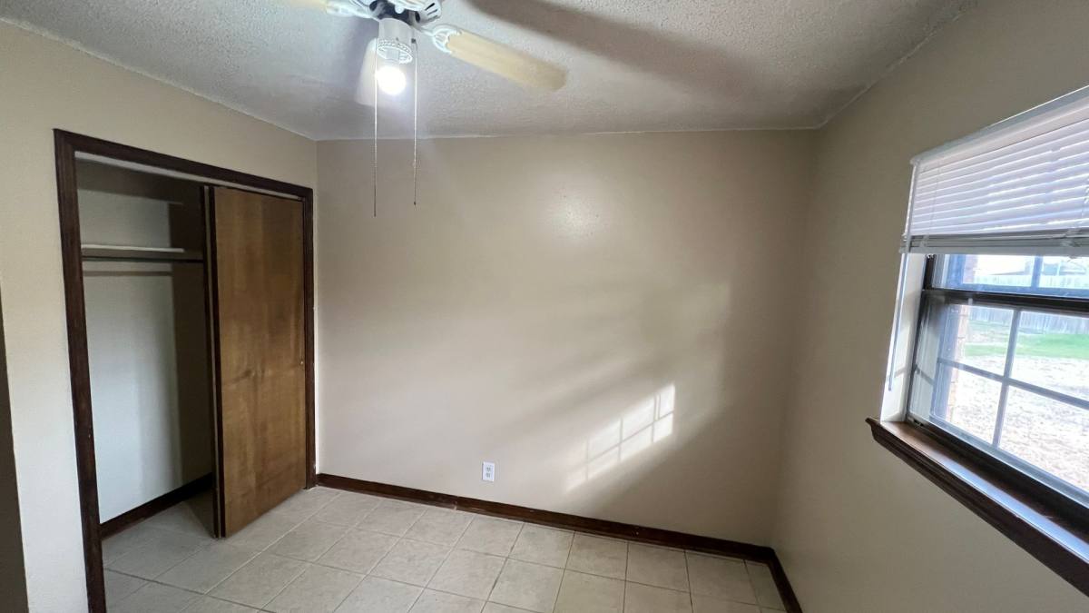 Apartment for rent at 1208 N Nashville Place, Russellville, AR 72802