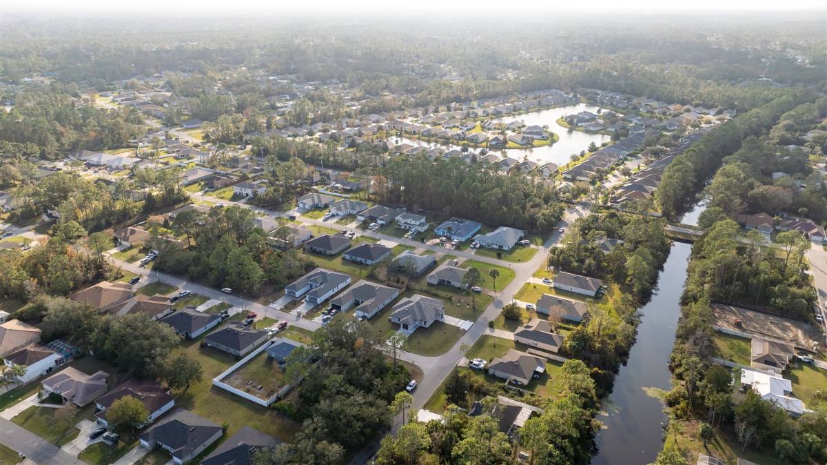 Apartment for rent at 2 Rainbow Lane, Palm Coast, FL 32164