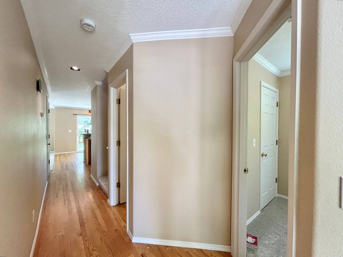 House for rent at 1218 NE Kinney St, Hillsboro, OR 97124