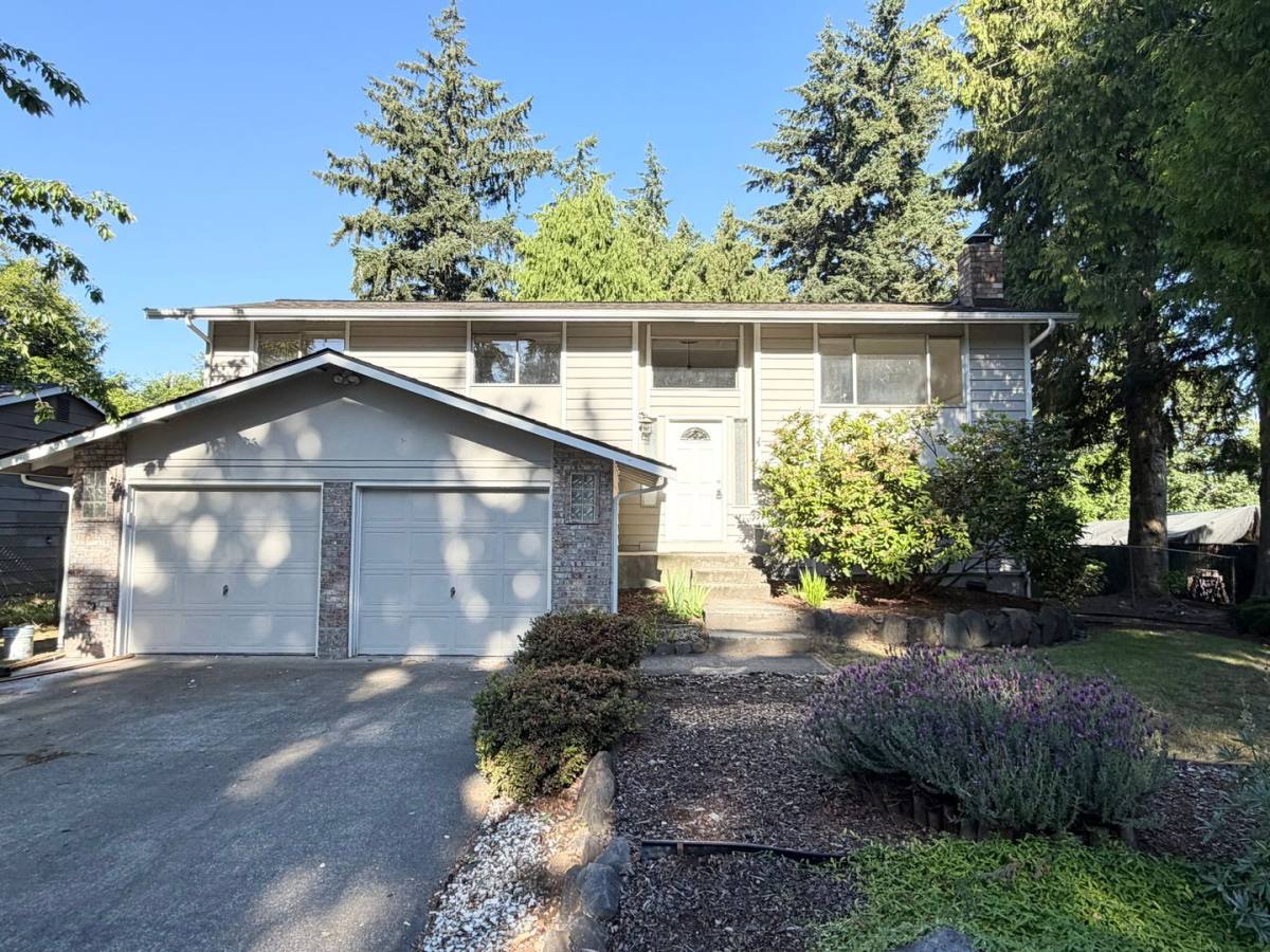 House for rent at 34501 30th Ave SW, Federal Way, WA 98023