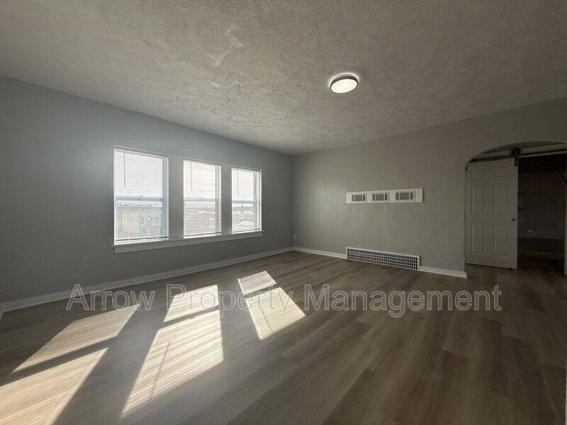 Apartment for rent at 723 Ella St #C3, Beatrice, NE 68310
