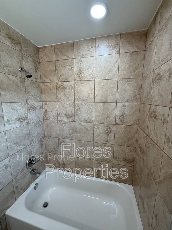 House for rent at 1136 Pauline Ave, Columbus, OH 43224