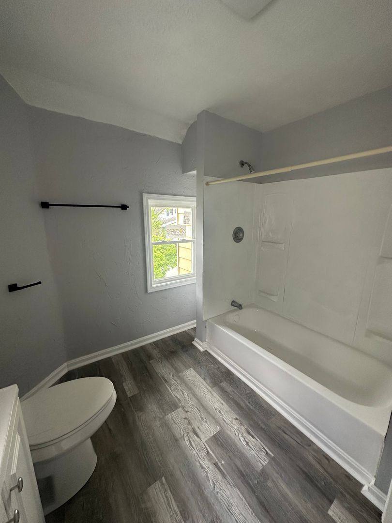 House for rent at 8002 Jeffries Ave, Cleveland, OH 44105