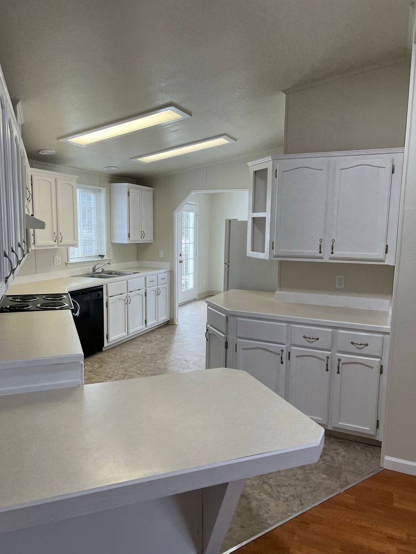 House for rent at 3253 W Hills Rd, Philomath, OR 97370