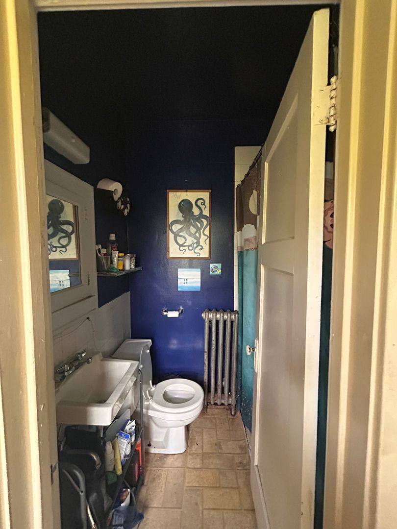 Apartment for rent at 1922 N Palmer #5, Milwaukee, WI 53212