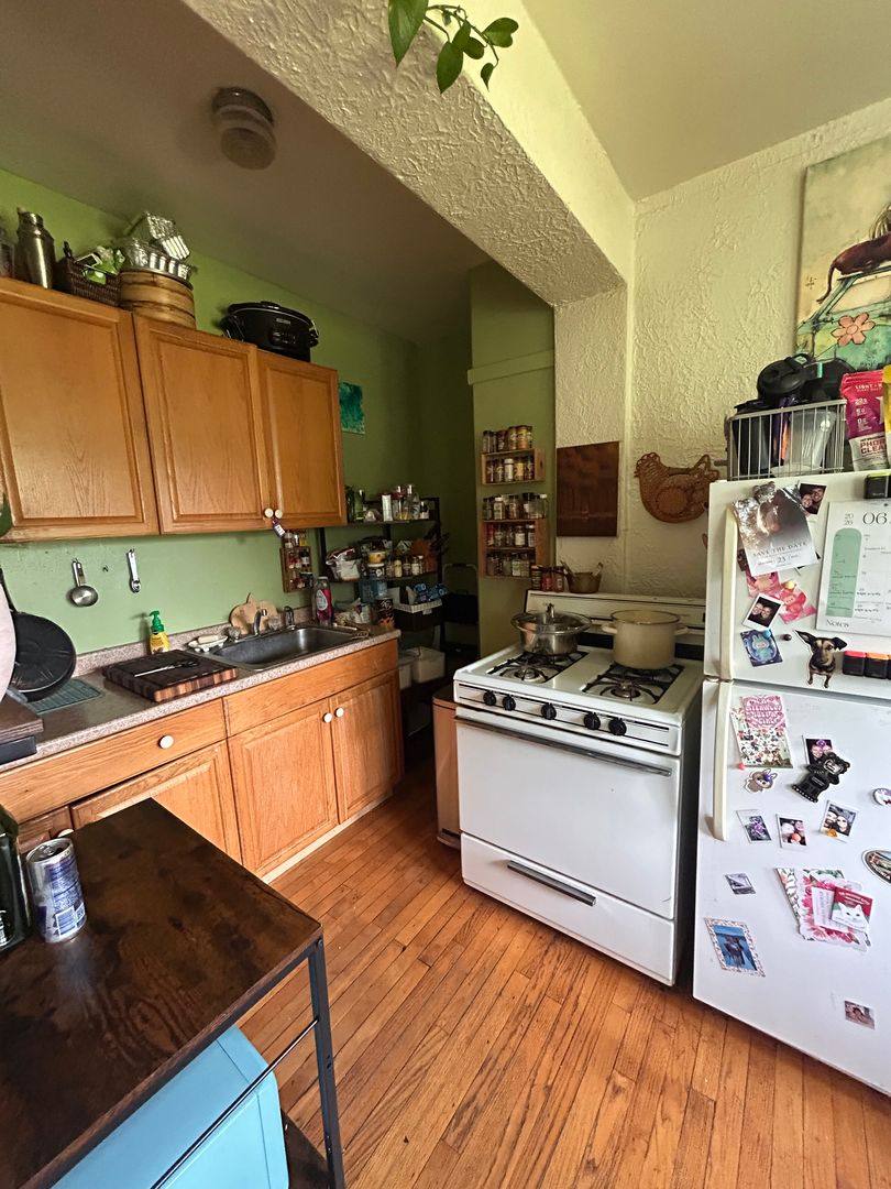 Apartment for rent at 1922 N Palmer #5, Milwaukee, WI 53212