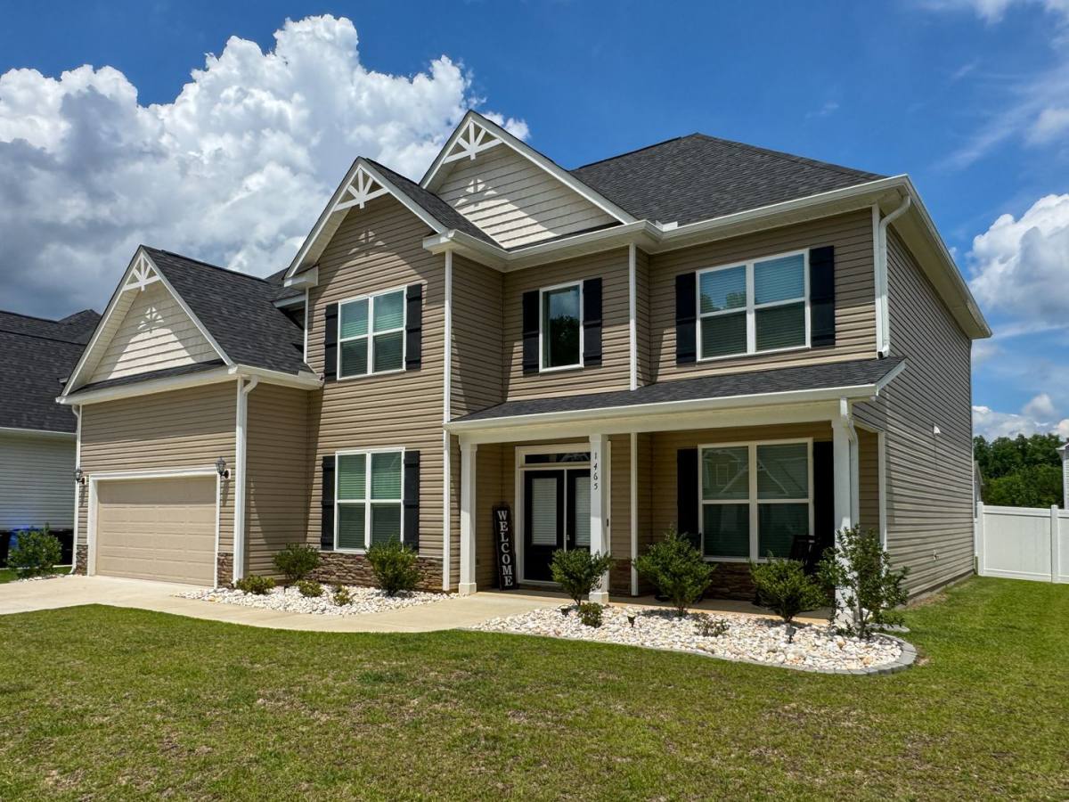 House for rent at 1465 Draw Bridge Lane, Fayetteville, NC 28312