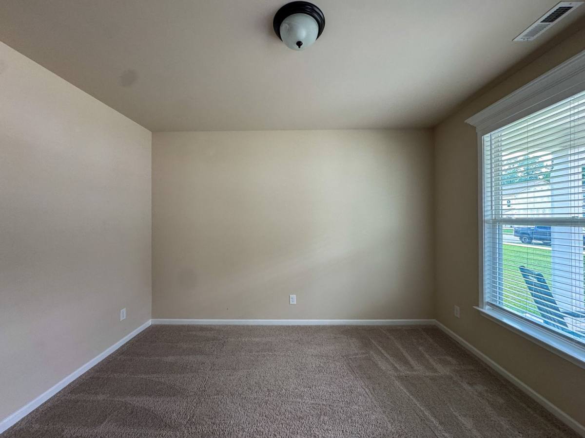 House for rent at 1465 Draw Bridge Lane, Fayetteville, NC 28312