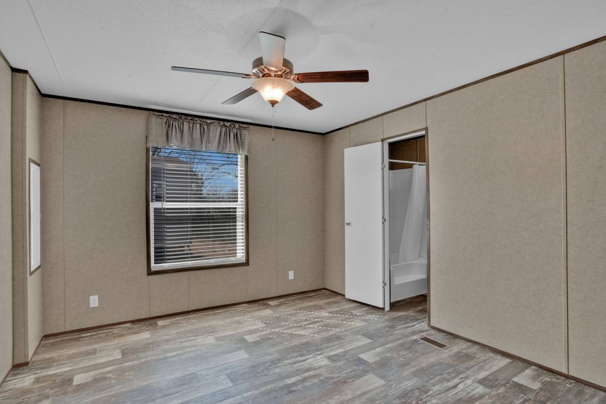 Apartment for rent at 2040 New Natchitoches Rd, West Monroe, LA 71292