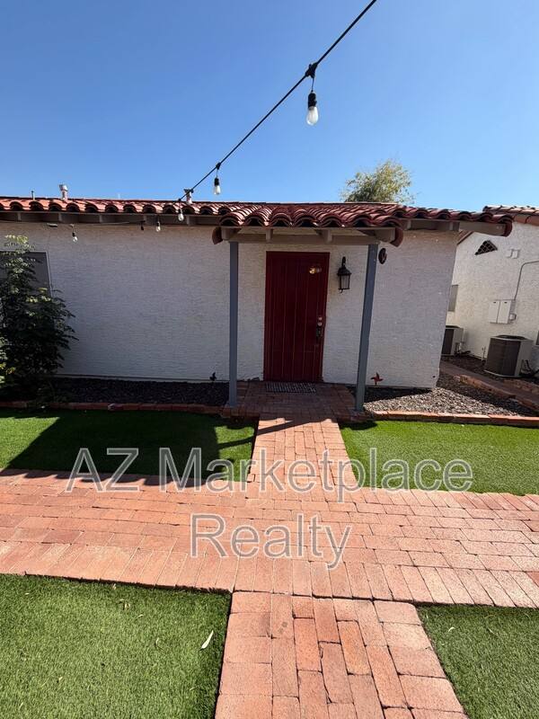 Apartment for rent at 706 W Taylor St #5, Phoenix, AZ 85007