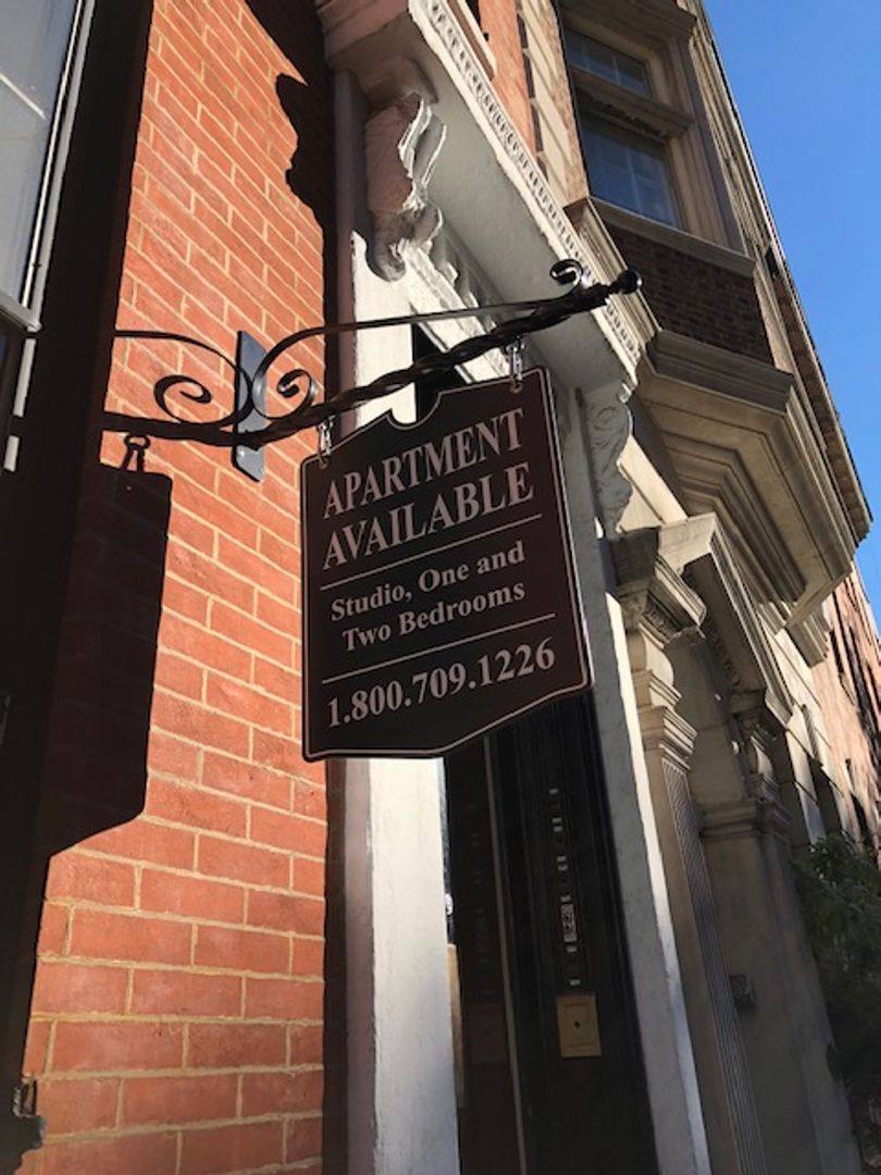 Apartment for rent at 1711 Spruce St #2M, Philadelphia, PA 19103