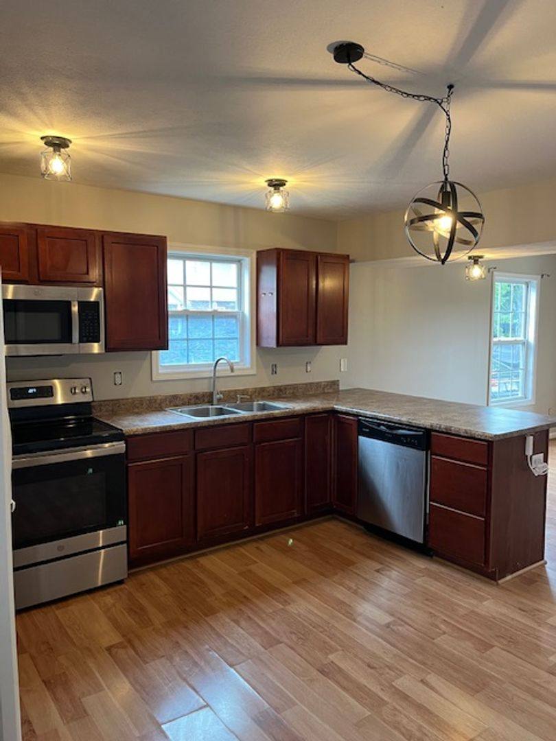 Townhouse for rent at 2442 S Woolery Mill Dr, Bloomington, IN 47403