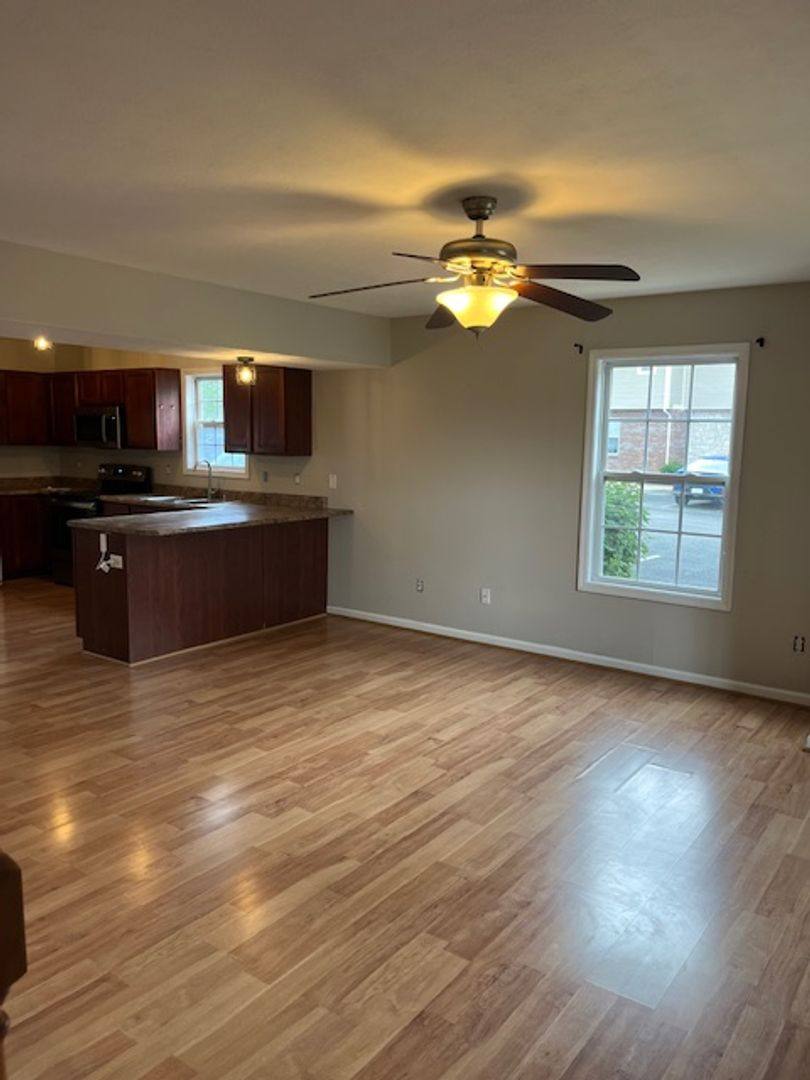 Townhouse for rent at 2442 S Woolery Mill Dr, Bloomington, IN 47403