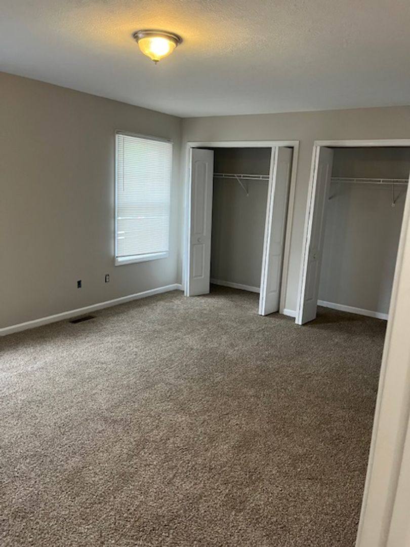 Townhouse for rent at 2442 S Woolery Mill Dr, Bloomington, IN 47403