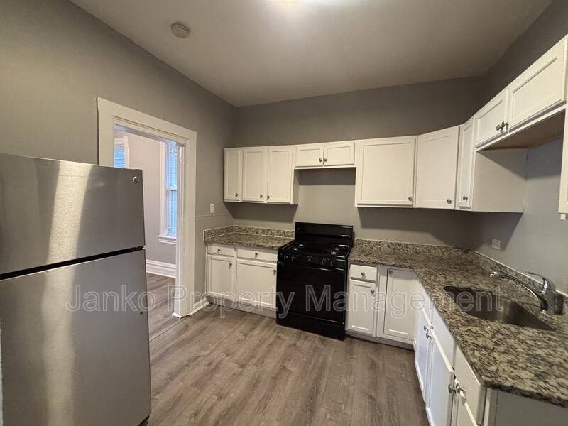 Apartment for rent at 7636 S Drexel Ave #2, Chicago, IL 60619