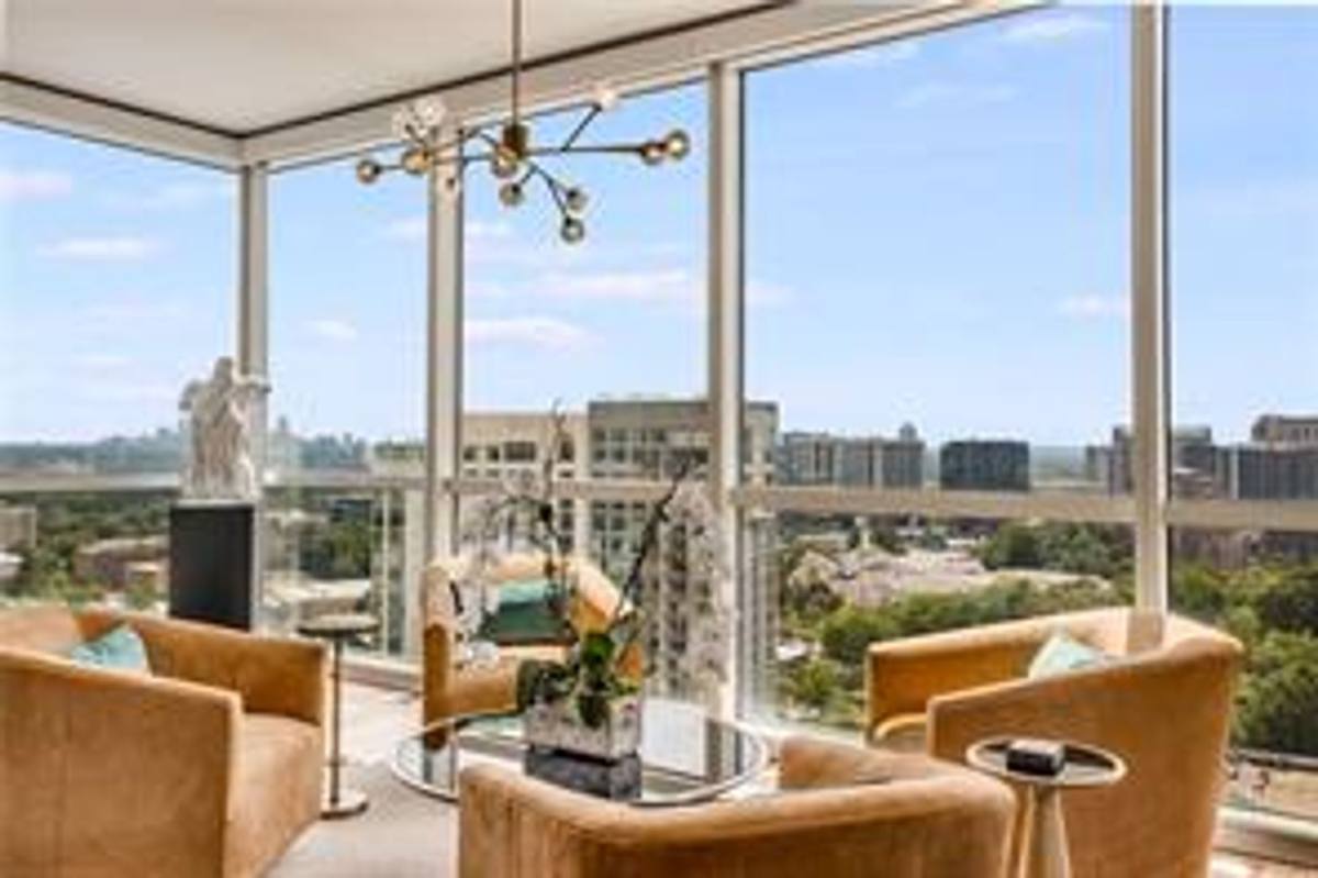 Apartment for rent at 3325 Piedmont Rd #2205, Atlanta, GA 30305