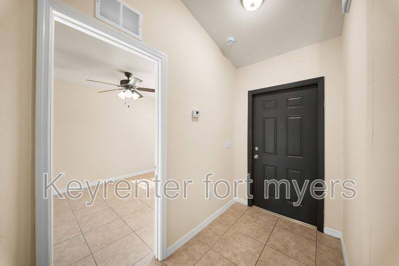 Apartment for rent at 2820 SW 7th Place, Cape Coral, FL 33914