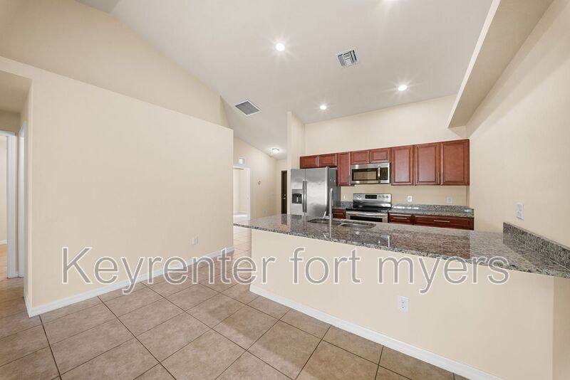 Apartment for rent at 2820 SW 7th Place, Cape Coral, FL 33914