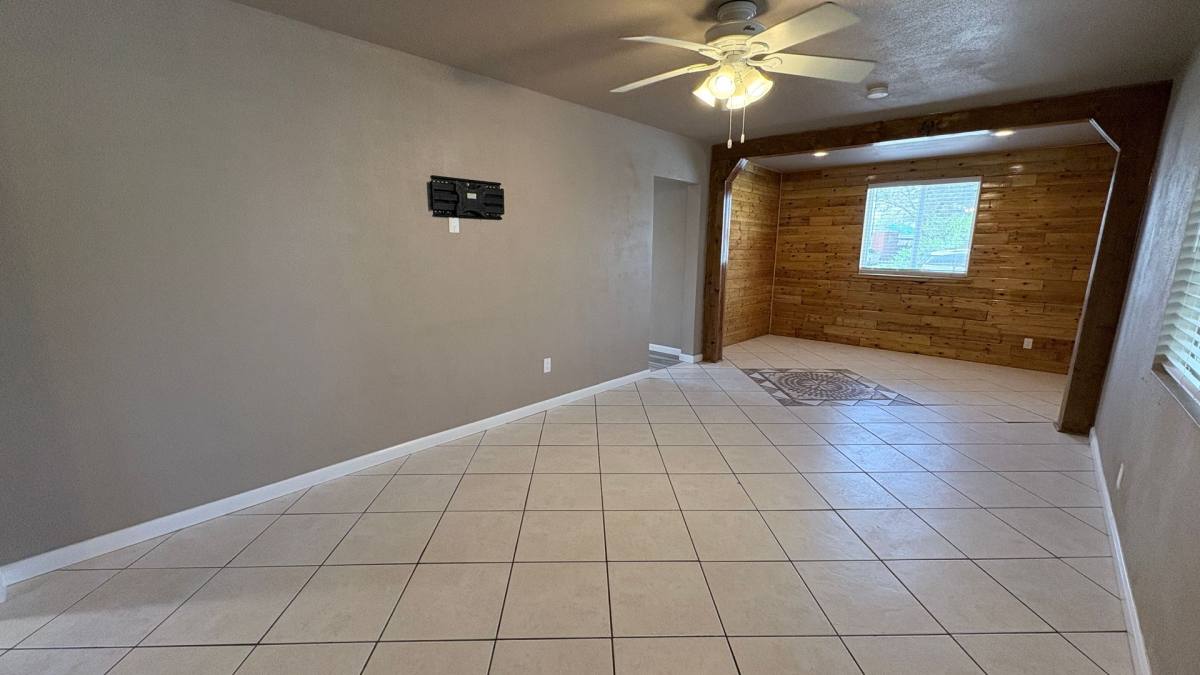 House for rent at 1607 W Walnut, Roswell, NM 88203