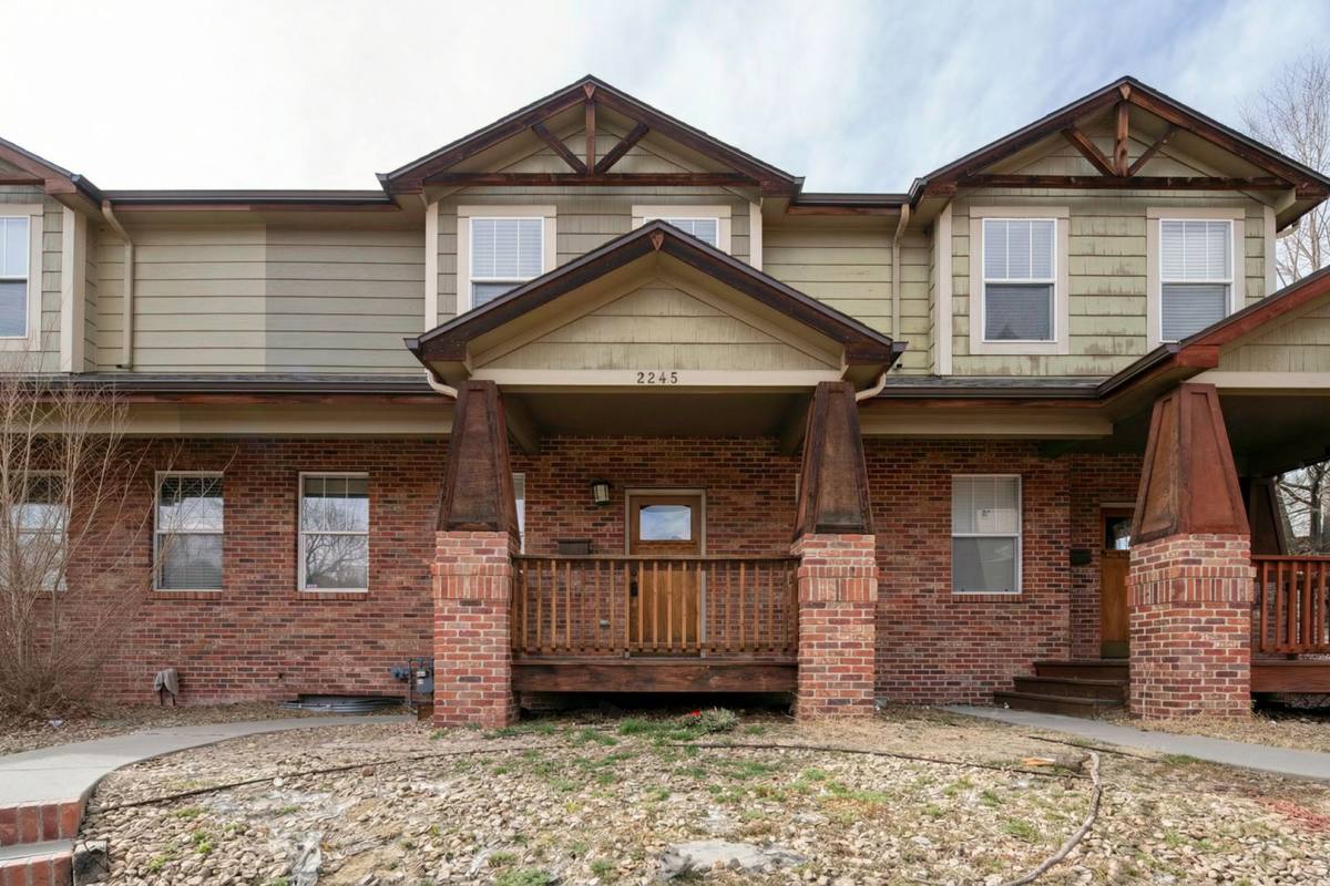 Townhouse for rent at 2245 S High St, Denver, CO 80210