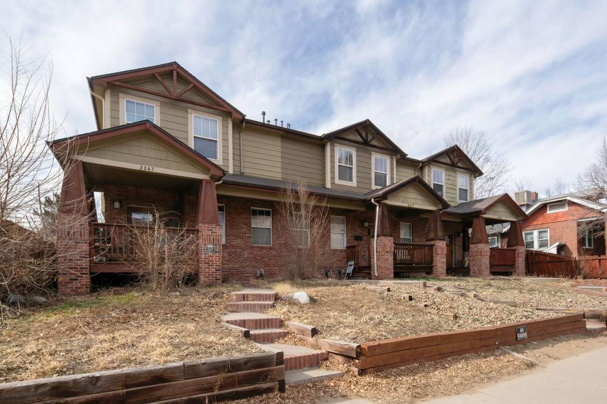 Townhouse for rent at 2245 S High St, Denver, CO 80210