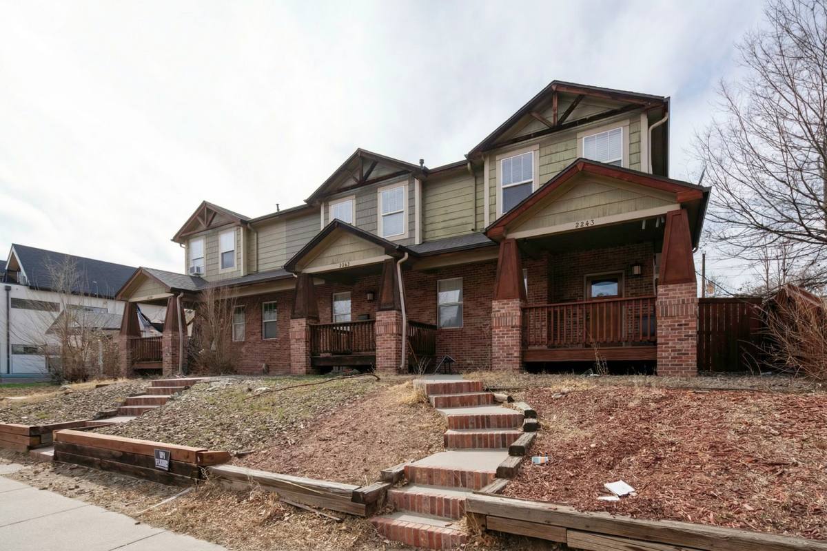 Townhouse for rent at 2245 S High St, Denver, CO 80210