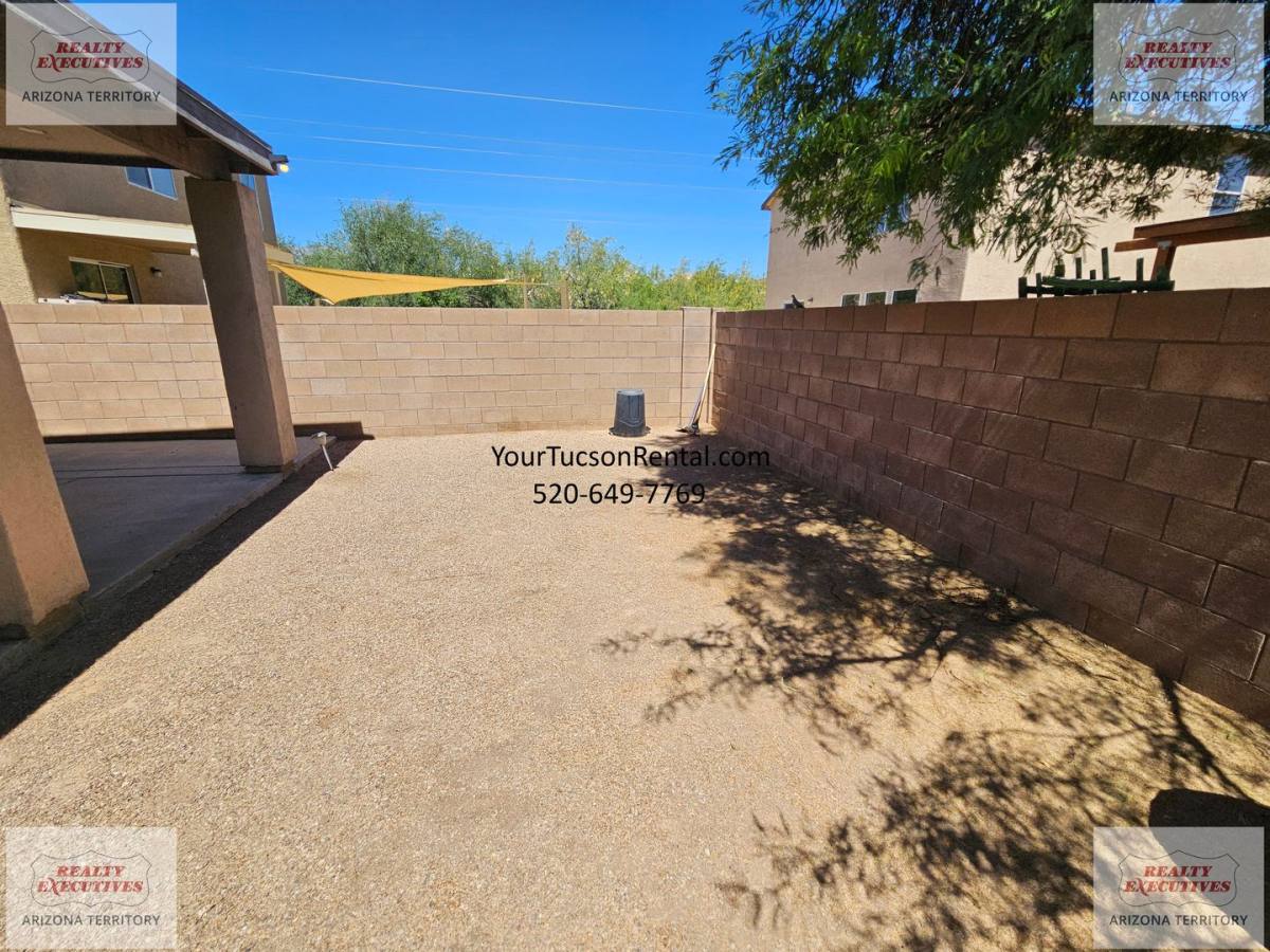 House for rent at 1051 W Sea Lion Dr, Tucson, AZ 85704
