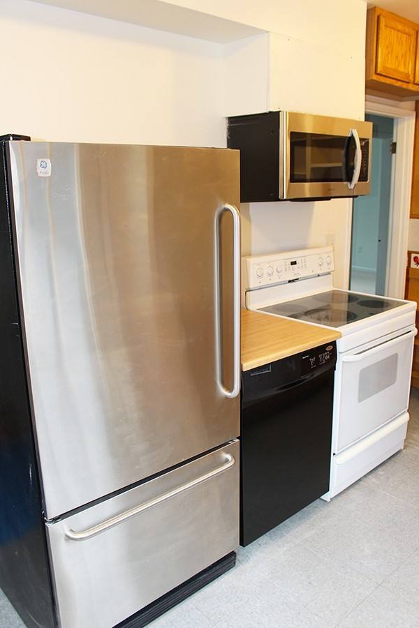 Townhouse for rent at 5832 6th Ave NW, Seattle, WA 98107