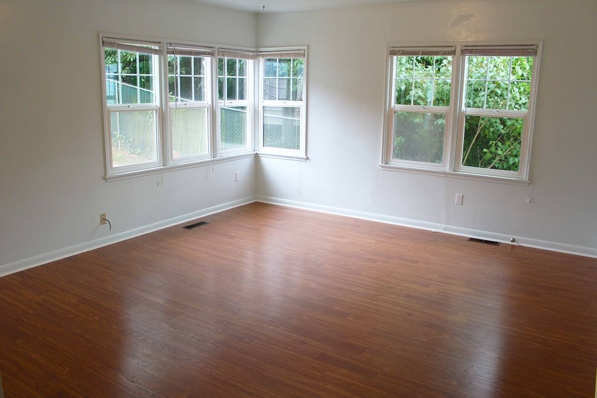 Townhouse for rent at 5832 6th Ave NW, Seattle, WA 98107