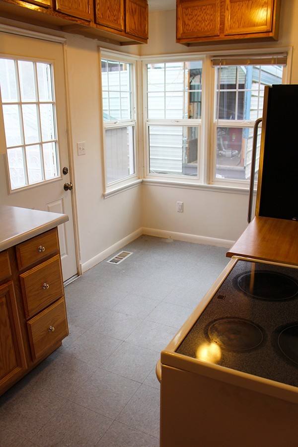Townhouse for rent at 5832 6th Ave NW, Seattle, WA 98107