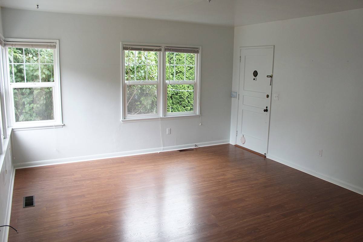 Townhouse for rent at 5832 6th Ave NW, Seattle, WA 98107