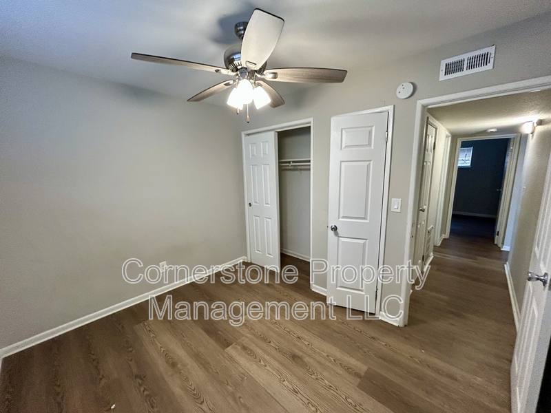 Apartment for rent at 2506 Redbud Lane - 1809C #THE Hamilton, Lawrence, KS 66046