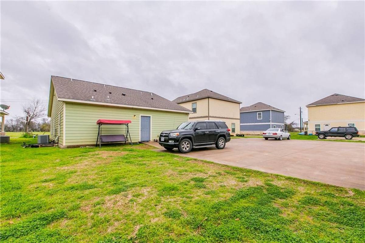 House for rent at 323 French Ave, Waco, TX 76706