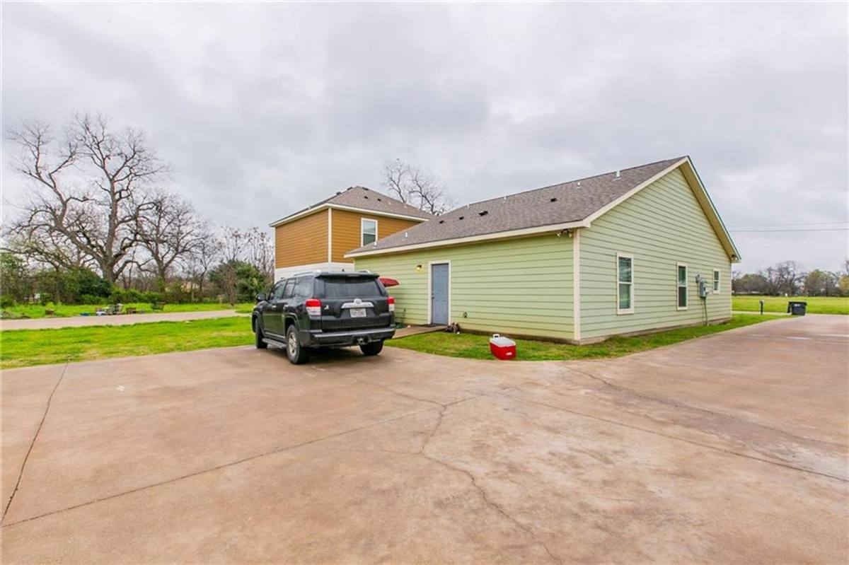 House for rent at 323 French Ave, Waco, TX 76706
