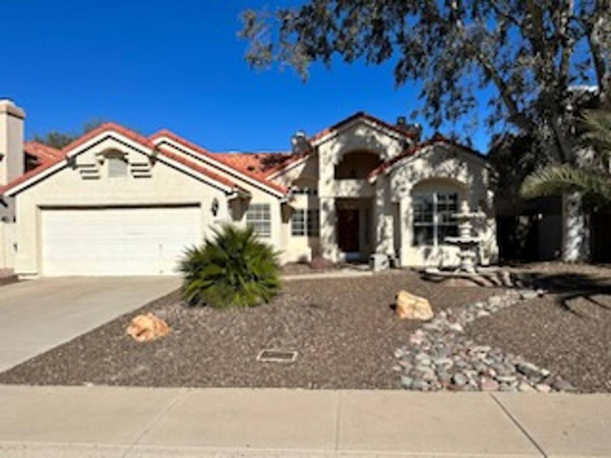 House for rent at 4106 E Ashurst Dr, Phoenix, AZ 85048