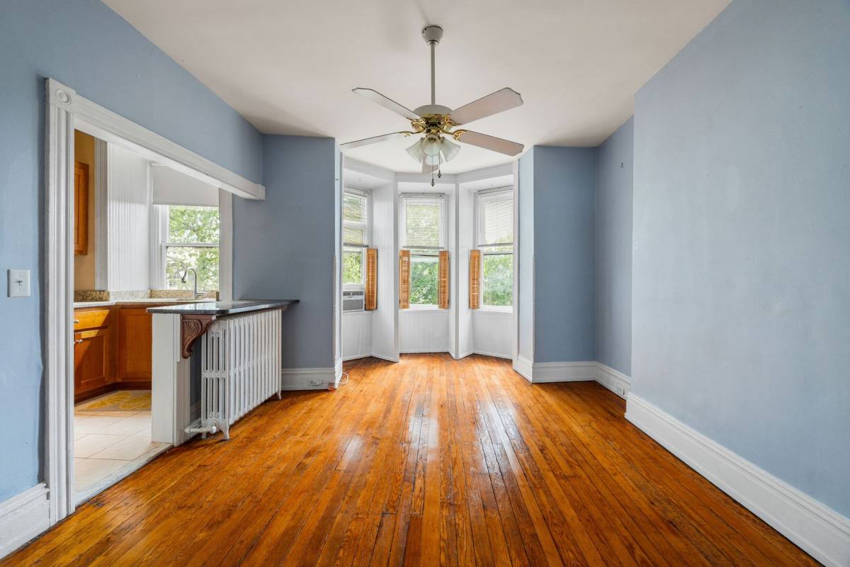 Apartment for rent at 1206 Park Ave, Richmond, VA 23220