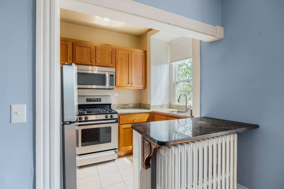 Apartment for rent at 1206 Park Ave, Richmond, VA 23220