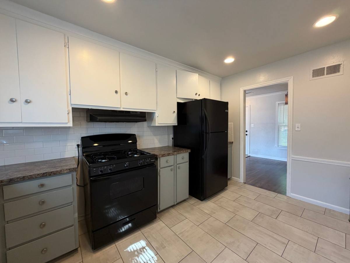 House for rent at 4819 S Owasso Ave, Tulsa, OK 74105