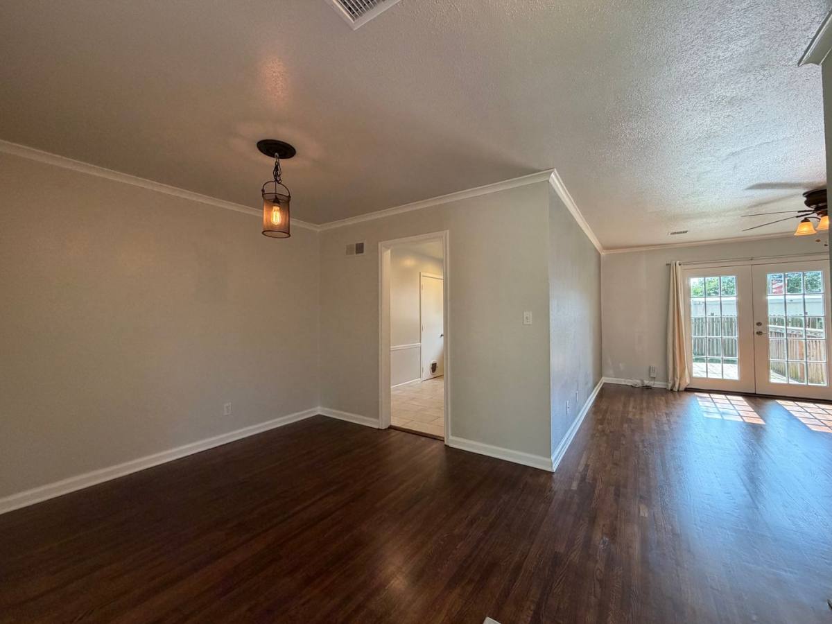 House for rent at 4819 S Owasso Ave, Tulsa, OK 74105