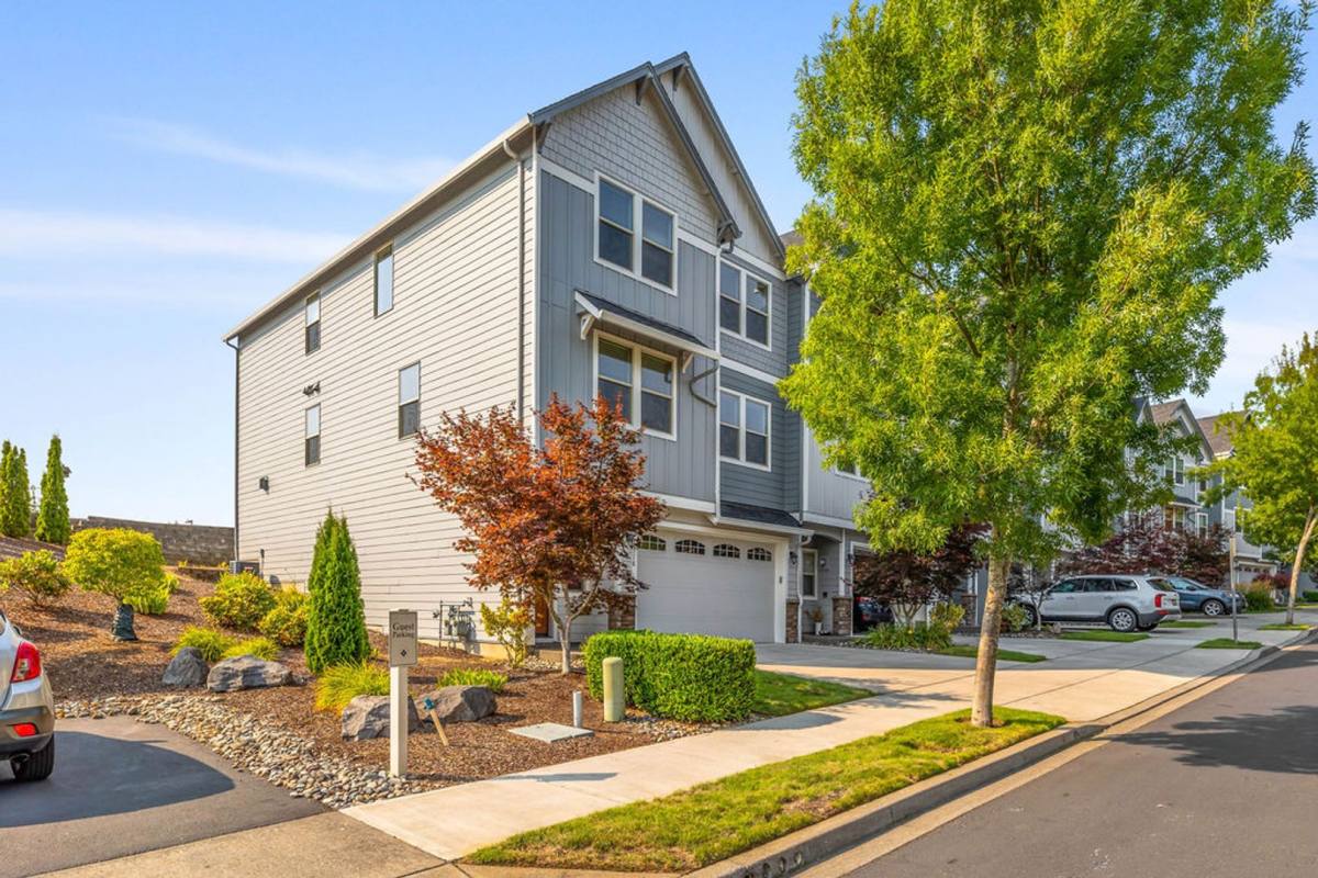 Townhouse for rent at 4118 SE 177th Lane, Vancouver, WA 98683