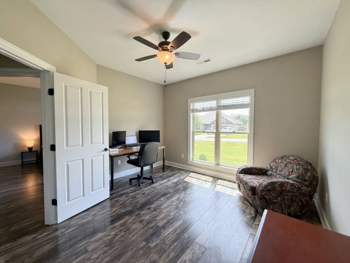 House for rent at 5005 Rainier Dr, Chapel Hill, TN 37034