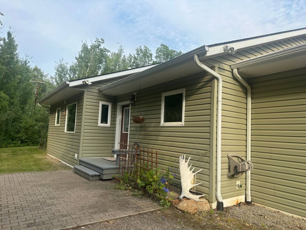 House for rent at 3205 Forrest Dr, Fairbanks, AK 99709