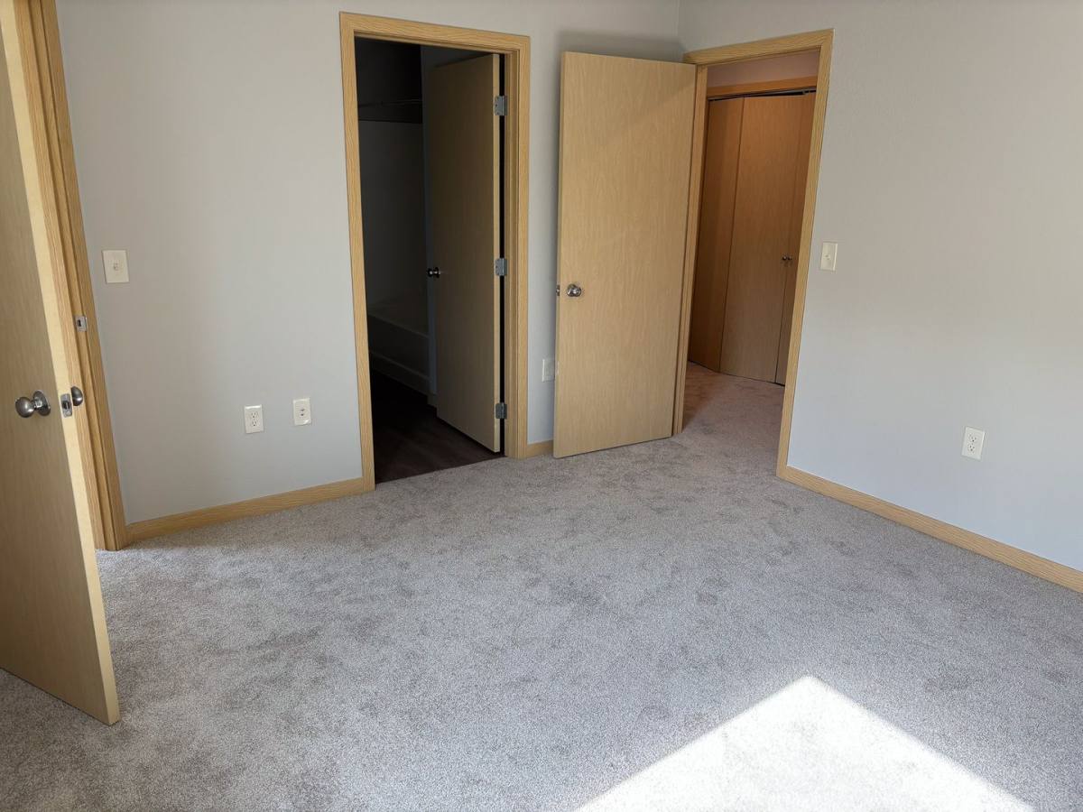 Townhouse for rent at 3175 40th Ave S, Saint Cloud, MN 56301