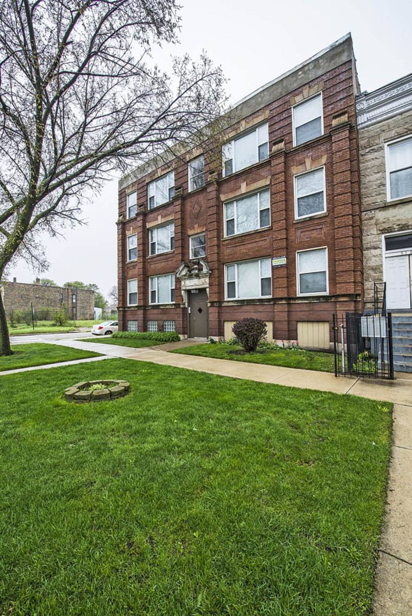 Apartment for rent at 5758-60 S Wabash Ave, Chicago, IL 60637