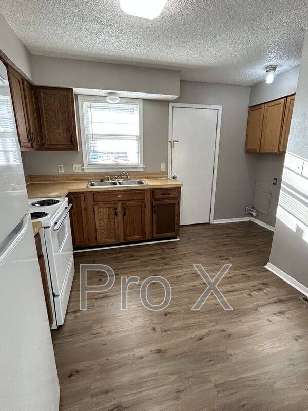 House for rent at 1008 S Rouse, Pittsburg, KS 66762