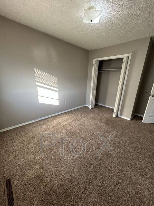 House for rent at 1008 S Rouse, Pittsburg, KS 66762