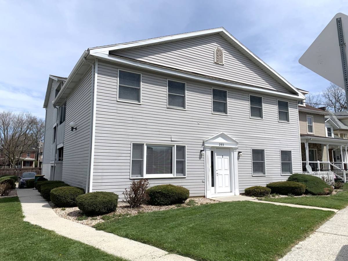 Apartment for rent at 253 College Ave, Chambersburg, PA 17201