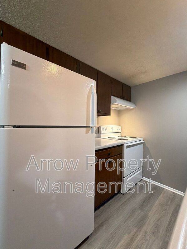 Apartment for rent at 2110 J St #7, Lincoln, NE 68510